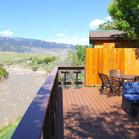 Yellowstone Treasure Guesthouses On The River Gardiner Buitenkant foto