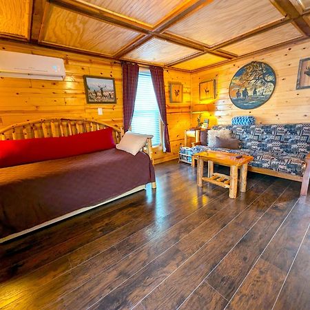 Yellowstone Treasure Guesthouses On The River Gardiner Buitenkant foto