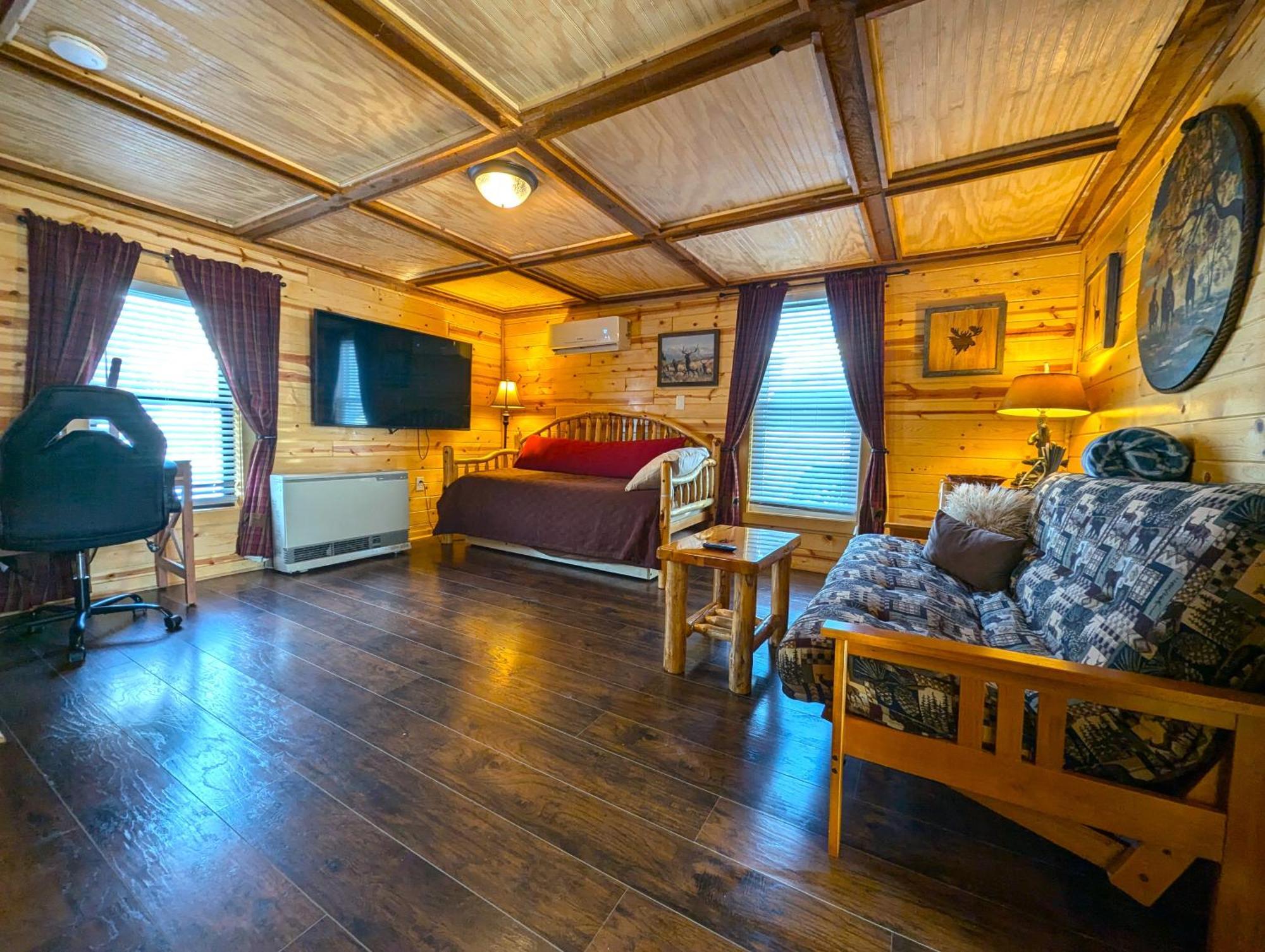 Yellowstone Treasure Guesthouses On The River Gardiner Buitenkant foto