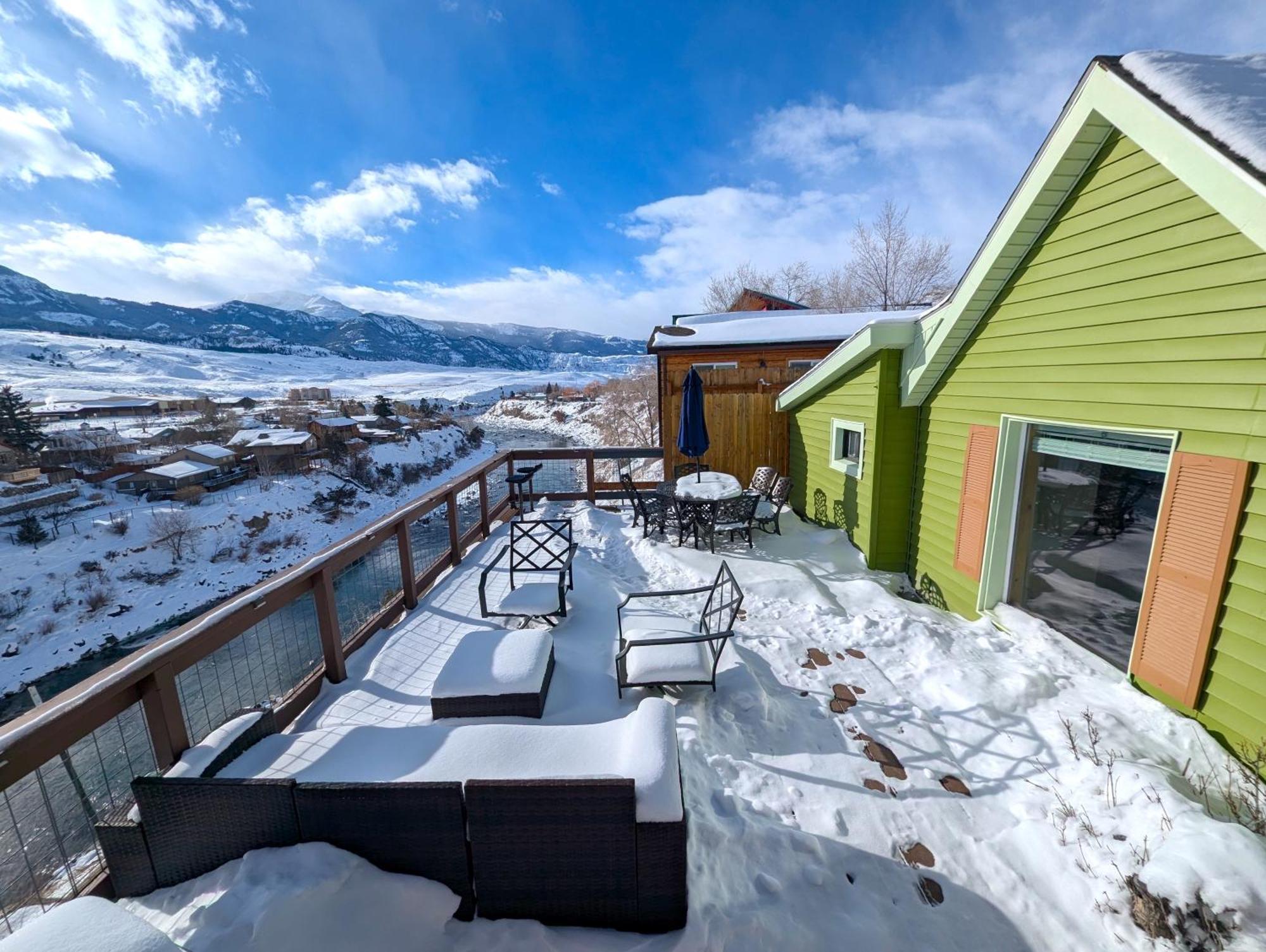 Yellowstone Treasure Guesthouses On The River Gardiner Buitenkant foto